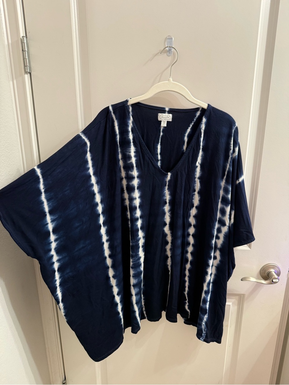 Mud Pie Navy and White Tie-Dye V-Neck Tunic beach coverup